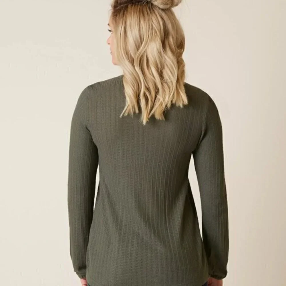 Lucky Brand Drop Needle Top- Dark Aloe-Linen Blend- Women's Small - Picture 6 of 16